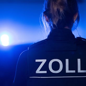 Zollkontrollen: Friseure zahlen häufig keinen Mindestlohn