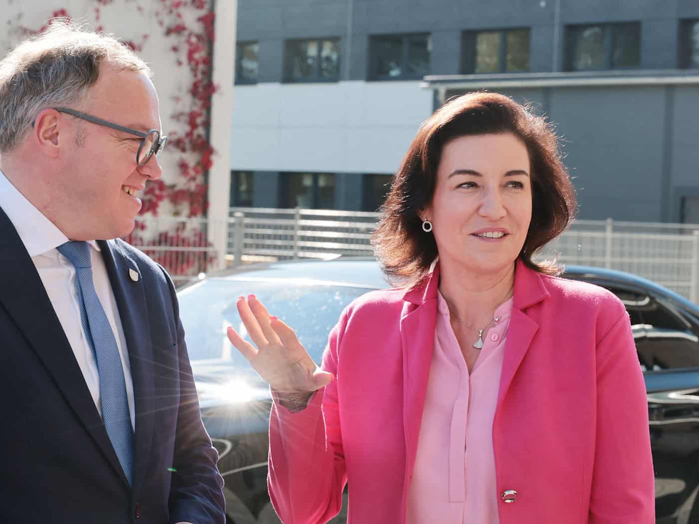 Neues Forschungszentrum für Mikroorganismen in Jena eröffnet