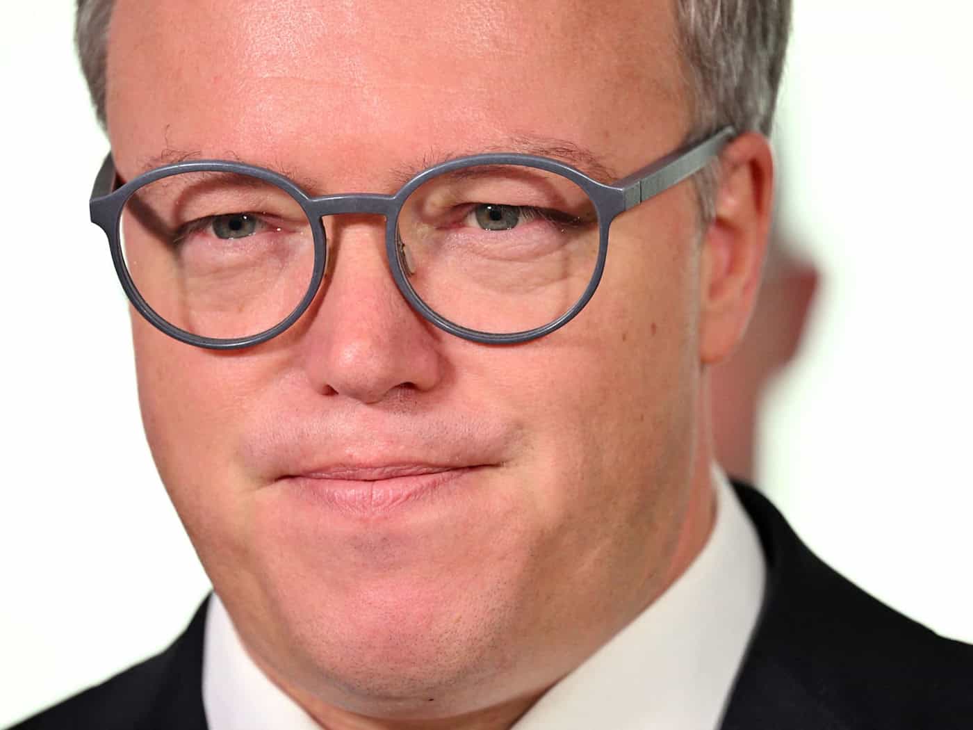 Thüringen: Voigt beendet Rechtsstreit um Doktortitel – Politologe lobt günstiges Timing