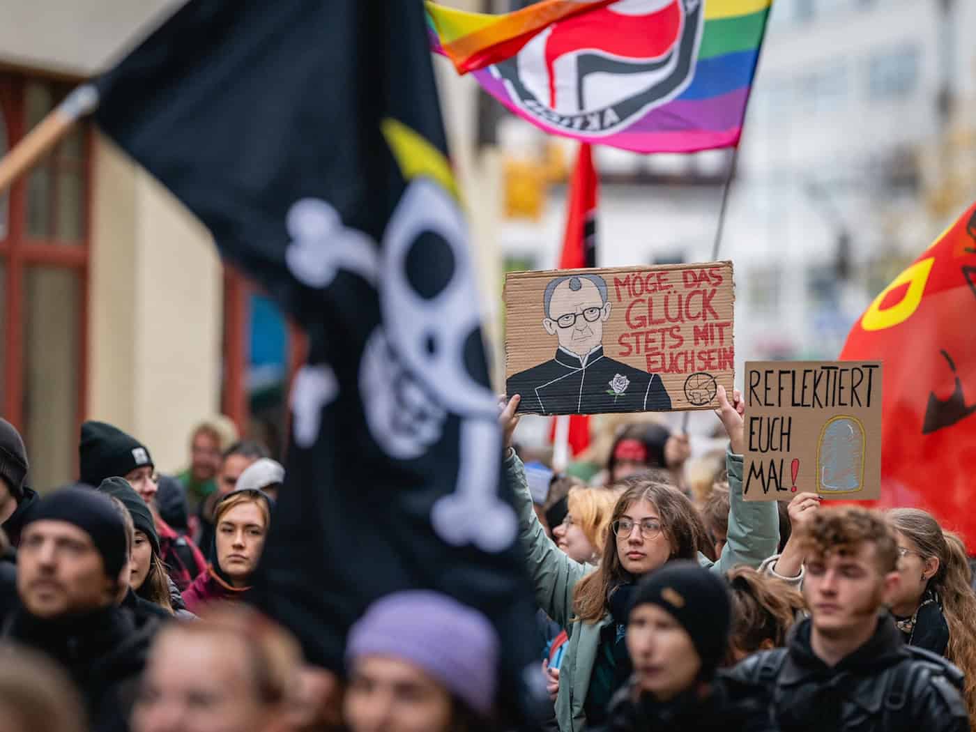 Rund 1.900 bei «Gen Z regelt»-Demonstration in Erfurt – weitgehend friedlich