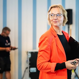 Thüringens Finanzministerin Wolf stellt Programm der neuen Partei Thüringen.Gerecht vor