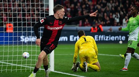 Leverkusens Torschütze Florian Wirtz jubelt nach seinem Treffer zum 2:0. / Foto: Marius Becker/dpa