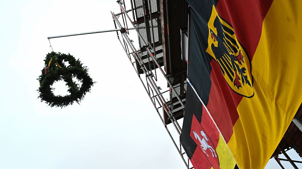 Richtfest für neues Wachgebäude und neue Waffenkammer auf dem Flugplatz Wittmundhafen. / Foto: Lars Penning/dpa