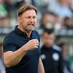 Ralph Hasenhüttl hat Respekt vor der Begegnung gegen den FC Bayern München. / Foto: Swen Pförtner/dpa