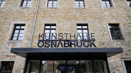 Blick auf den Eingang der Kunsthalle Osnabrück. / Foto: Friso Gentsch/dpa