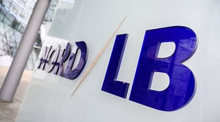 Am Hauptsitz der Norddeutschen Landesbank NordLB steht das Logo der Bank. / Foto: Christophe Gateau/dpa