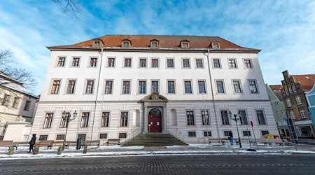 Am Landgericht Lüneburg beginnt ein Prozess gegen 37-Jährigen aus dem Kreis Celle wegen Mordes an seiner Ex-Freundin. (Symbolbild) / Foto: Philipp Schulze/dpa