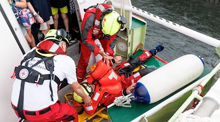 Der Tag der Seenotretter interessiert viele Menschen - bis zu 40.000 könnten es insgesamt werden. / Foto: Markus Scholz/dpa