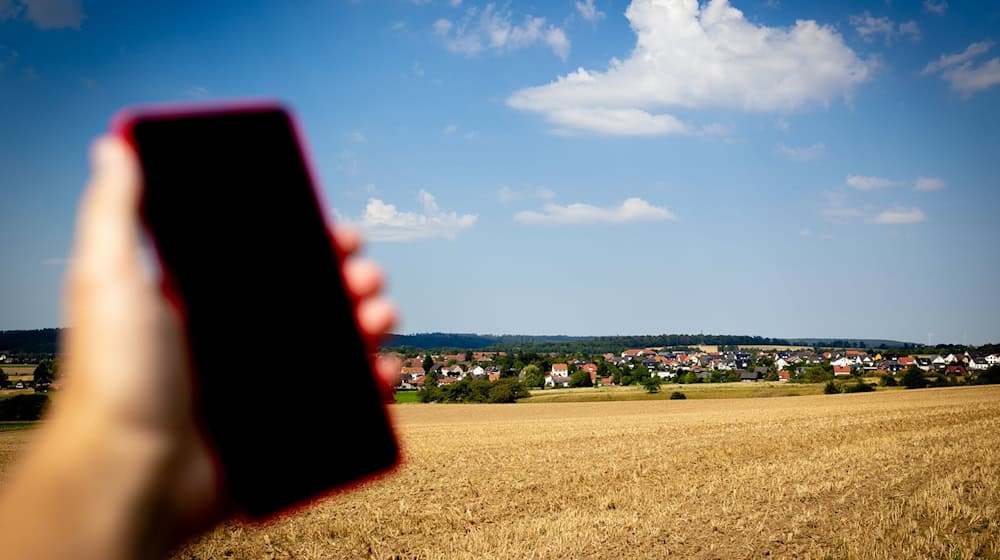 Holle bei Hildesheim profitierte während des Hochwassers von der «DorfFunk»-App. / Foto: Moritz Frankenberg/dpa