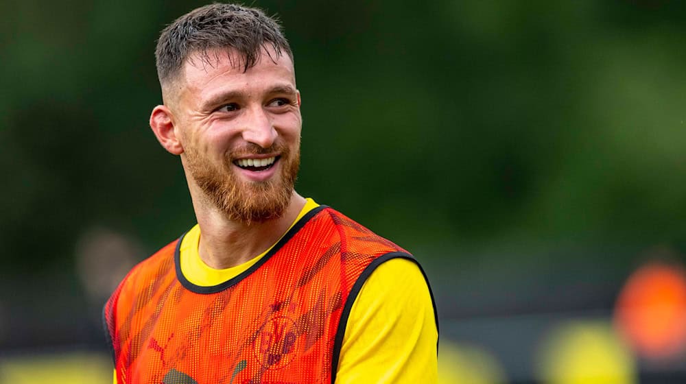 Ein Kandidat beim VfL Wolfsburg: Der türkische Nationalspieler Salih Özcan von Borussia Dortmund. / Foto: David Inderlied/dpa