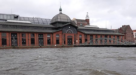 Das Bundesamt für Seeschifffahrt und Hydrographie warnt vor einer Sturmflut im Elbe- und Wesergebiet sowie an der Nordseeküste / Foto: Rabea Gruber/dpa