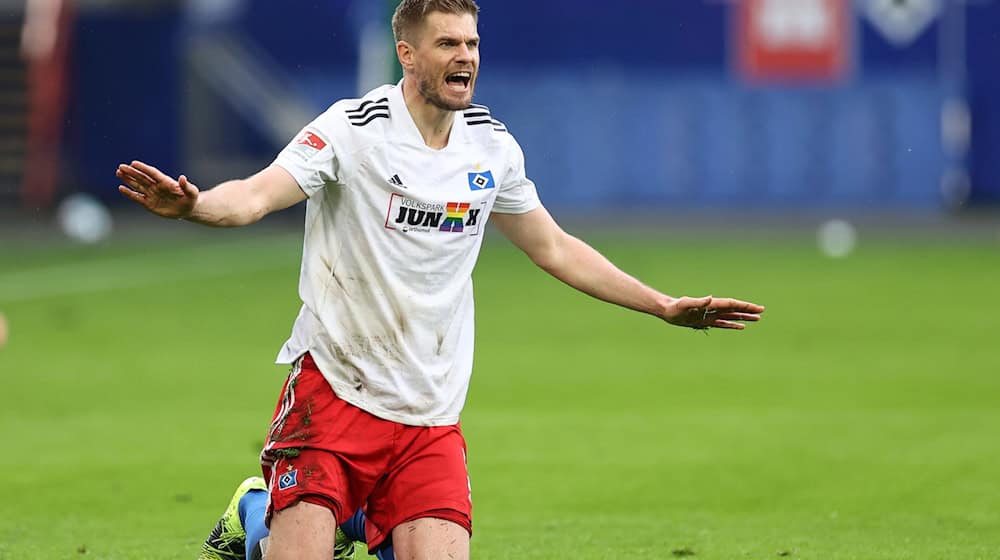 Zweitliga-Rekordtorschütze Simon Terodde traf auch für den HSV. / Foto: Christian Charisius/dpa