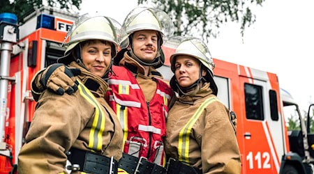 Manchmal wie Feuer und Wasser: Meike (Katja Danowski), Rainer (Merlin Sandmeyer) und Anja (Nadja Becker / Foto: Niklas Marc Heinecke/ARD Degeto/dpa