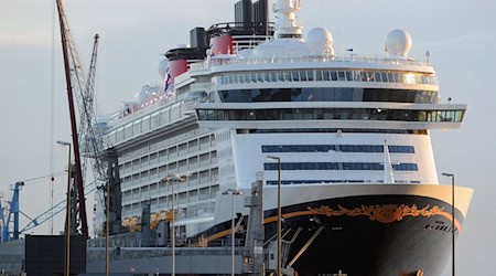 Das Kreuzfahrtschiff «Disney Dream» liegt an der  Columbuskaje in Bremerhaven. / Foto: picture alliance / dpa