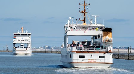 Anforderungen an einen künftigen autonomen Fährverkehr im Wattenmeer wollen Experten in einem deutsch-niederländischen Forschungsprojekt untersuchen. (Archivbild) / Foto: Hauke-Christian Dittrich/dpa