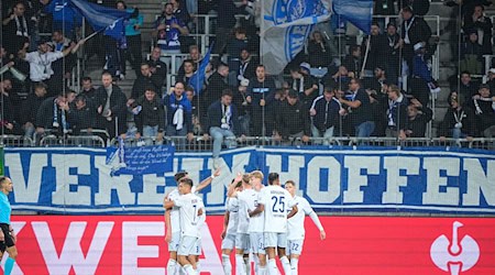 Die TSG 1899 Hoffenheim hofft auch im Spiel gegen Werder Bremen am Sonntag auf einen Grund zum Jubel. / Foto: Bo Amstrup/Ritzau Scanpix Foto via AP/dpa