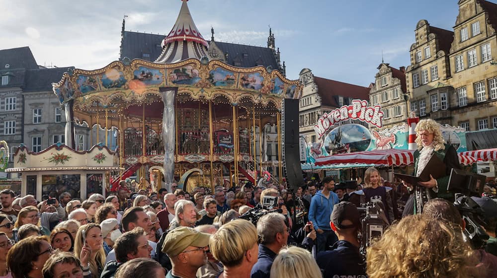 Der 989. Freimarkt hat begonnen. / Foto: Focke Strangmann/dpa