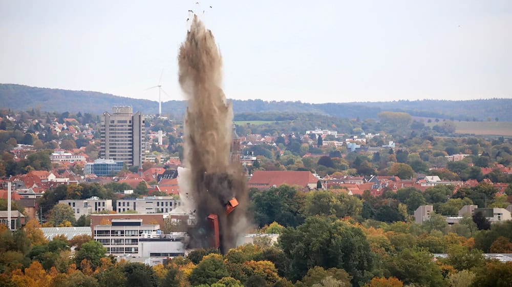 Der Moment der Sprengung dreier Weltkriegsbomben in Göttingen. / Foto: Stefan Rampfel/dpa