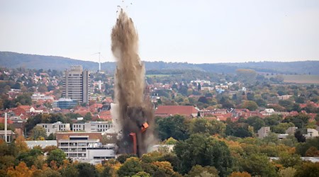 Der Moment der Sprengung dreier Weltkriegsbomben in Göttingen. / Foto: Stefan Rampfel/dpa