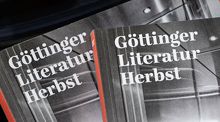 Der Göttinger Literaturherbst begrüßt am Samstag auch wieder die Gewinnerin des Deutschen Buchpreises. (Archivbild) / Foto: Swen Pförtner/dpa