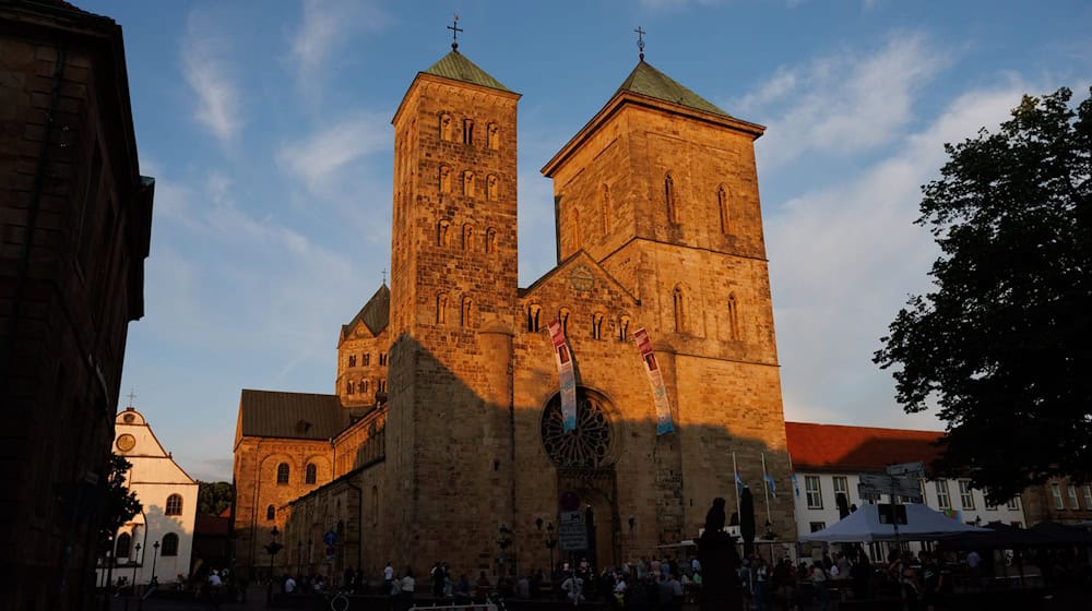 Juristen und Historiker stellen ihren Abschlussbericht zum sexuellen Missbrauch im katholischen Bistum Osnabrück vor. (Archivfoto) / Foto: Friso Gentsch/dpa