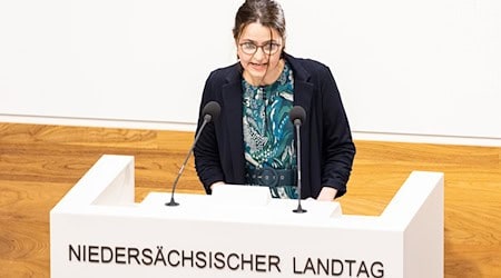 Tanja Meyer sitzt seit 2022 für die Grünen im Landtag in Hannover. (Archivbild) / Foto: Michael Matthey/dpa