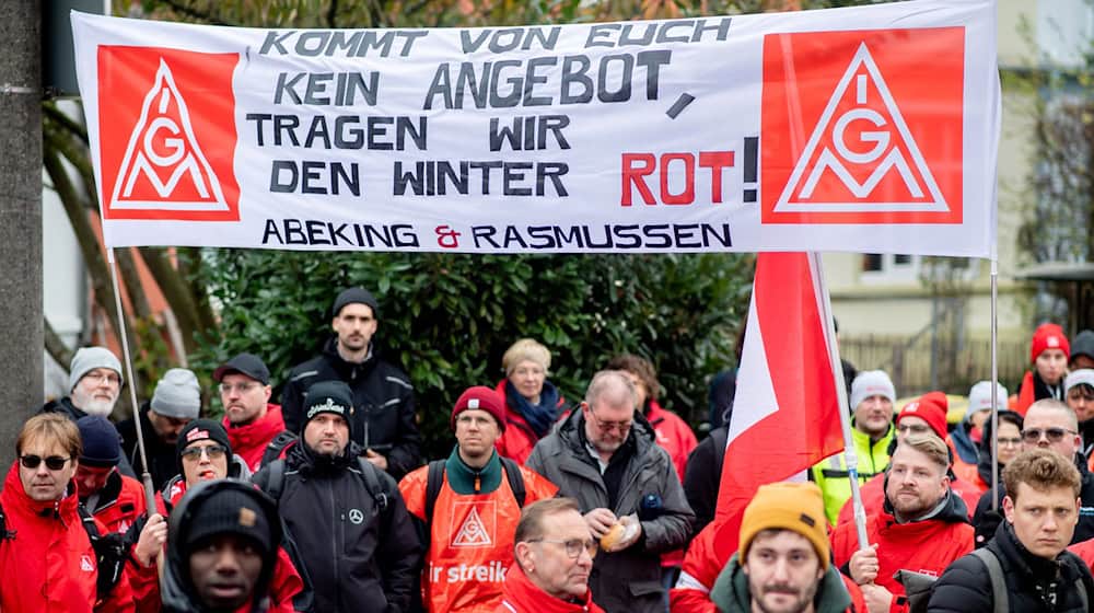 Die IG Metall hat Beschäftigte in ganz Norddeutschland zum Ausstand aufgerufen. / Foto: Hauke-Christian Dittrich/dpa