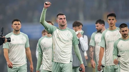 Werder Bremen nach dem 1:0 im DFB-Pokal beim SC Paderborn. / Foto: David Inderlied/dpa