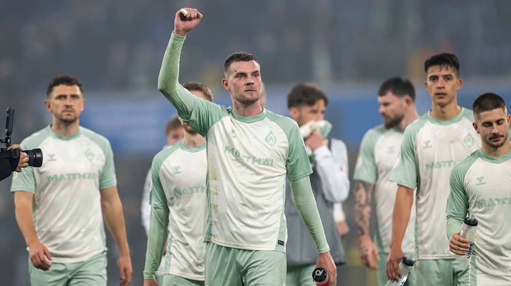 Werder Bremen nach dem 1:0 im DFB-Pokal beim SC Paderborn. / Foto: David Inderlied/dpa