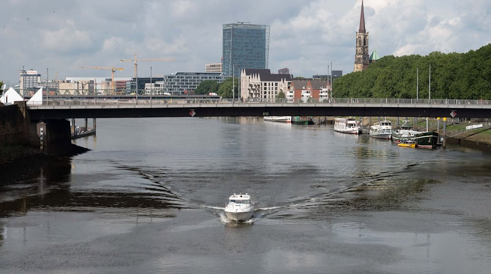 Von der Sperrung sind Autofahrer, Radfahrer und Fußgänger betroffen. (Archivfoto) / Foto: Alicia Windzio/dpa