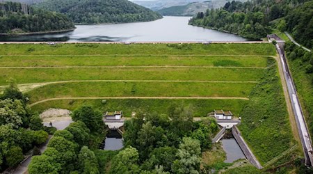 Nach dem Hochwasser zum Jahreswechsel 2023/24 ist die Lage an den Harzer Talsperren derzeit normal. (Archivbild) / Foto: Swen Pförtner/dpa