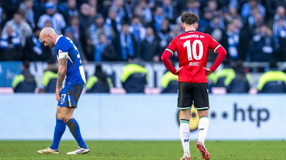 Mit dem 0:0 dürften weder Hannover 96 noch Hertha BSC zufrieden in die Winterpause gehen. / Foto: David Inderlied/dpa