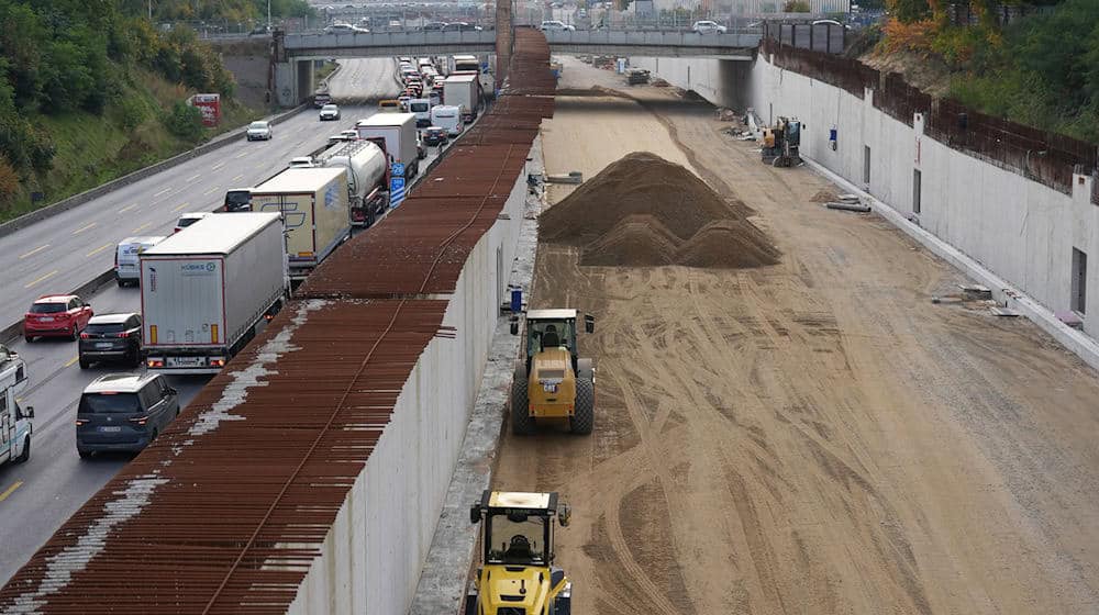 Wegen der Bauarbeiten wird die Autobahn am Wochenende zum sechsten Mal in diesem Jahr voll gesperrt. / Foto: Marcus Brandt/dpa