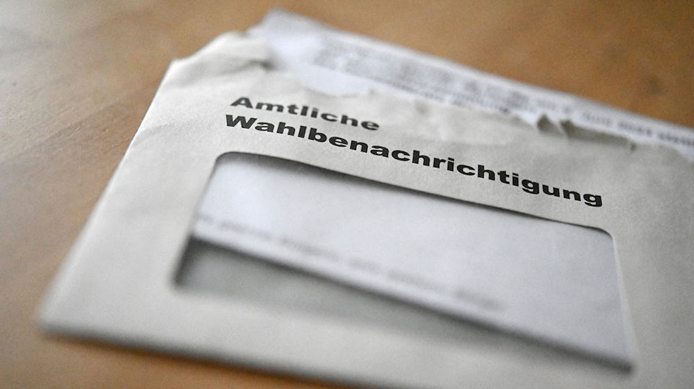 Die neuen Wahlbenachrichtigungskarten im Wangerland werden auf gelbem Papier gedruckt. (Symbolbild) / Foto: Marijan Murat/dpa