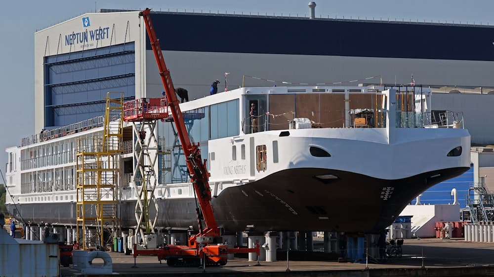 Made in Rostock: Großauftrag für die Neptun Werft. (Archivbild) / Foto: Bernd Wüstneck/dpa