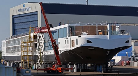 Made in Rostock: Großauftrag für die Neptun Werft. (Archivbild) / Foto: Bernd Wüstneck/dpa