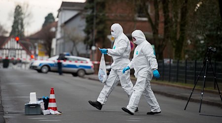 Die Angeklagten in dem Mordprozess hatten keinen Erfolg mit ihrer Revision. (Archivbild) / Foto: Daniel Reinhardt/dpa