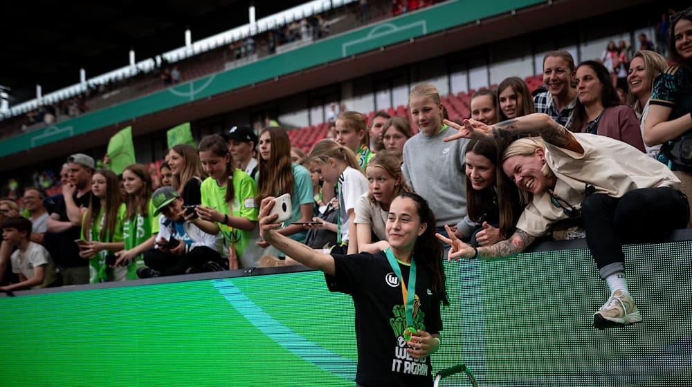 Die Spanierin Nuria Rábano verlässt den VfL Wolfsburg und wechselt in die USA. / Foto: Fabian Strauch/dpa