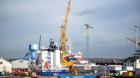 Neuer Millionen-Auftrag für die Lloyd Werft in Bremerhaven. (Archivbild) / Foto: Sina Schuldt/dpa