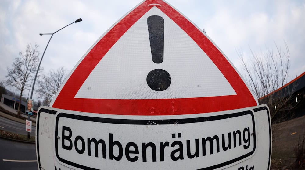 In Osnabrück werden vier Blindgänger vermutet. Rund 12.000 Menschen müssen deswegen ihre Wohnungen und Häuser verlassen. / Foto: Friso Gentsch/dpa