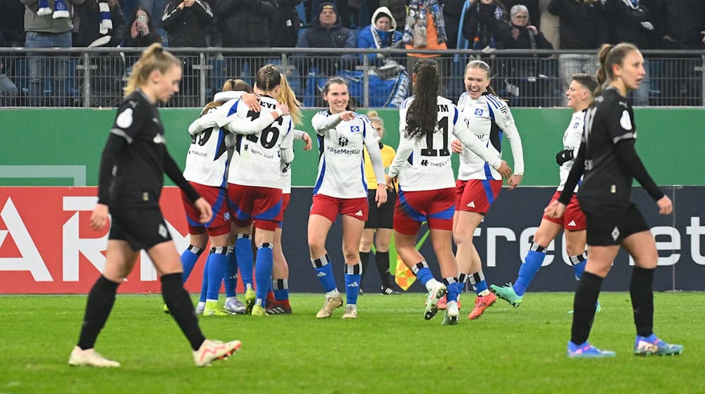 Die Frauen des HSV werden im Pokal-Halbfinale vor einer nationalen Rekordkulisse spielen. / Foto: Gregor Fischer/dpa