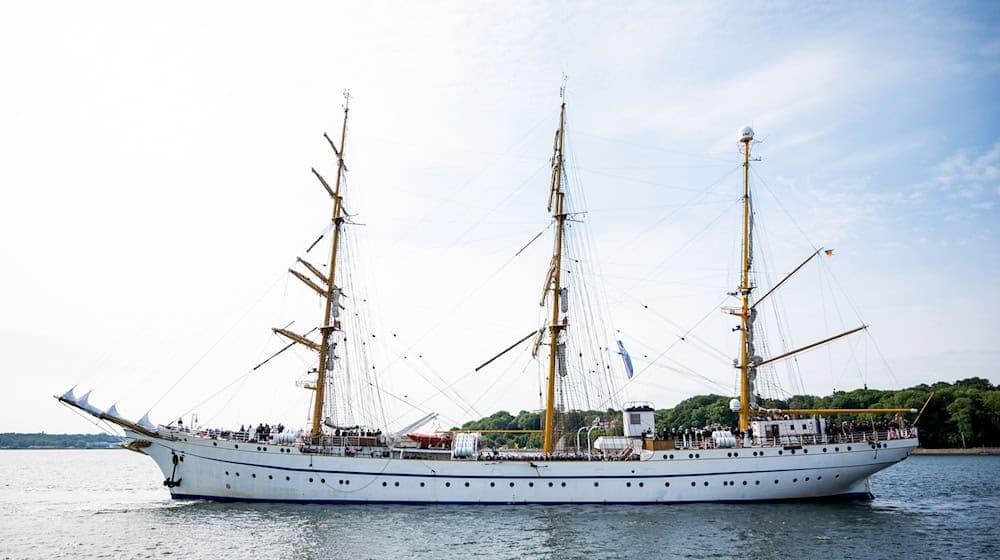 Das Marine-Segelschulschiff «Gorch Fock» läuft Richtung Spanien aus. (Symbolbild) / Foto: Daniel Bockwoldt/dpa