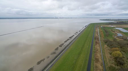 Das Bundesverwaltungsgericht entscheidet über Klage gegen zu viel Nitrat im Grundwasser (Archivbild). / Foto: Sina Schuldt/dpa