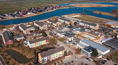 Die Ferienanlage «Dorf Wangerland» diente zwei Jahre lang als Notunterkunft für geflüchtete Menschen.  / Foto: Sina Schuldt/dpa