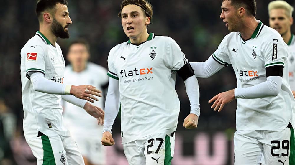 Rocco Reitz (M) und Franck Honorat (L) stehen vor der Rückkehr bei Borussia Mönchengladbach  / Foto: Federico Gambarini/dpa