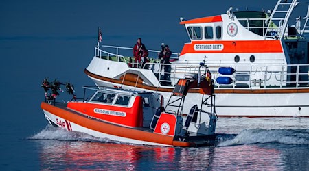 Die Station Zinnowitz hat ein neues Seenotrettungsboot erhalten.  / Foto: Stefan Sauer/dpa