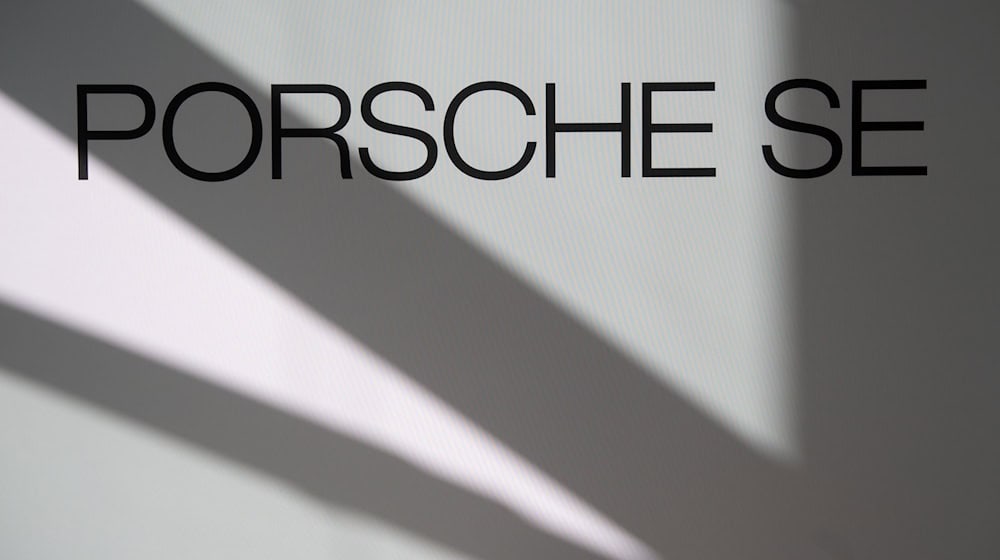 Milliardenloch in den Büchern der VW- und Porsche-Eigentümerholding.  / Foto: Marijan Murat/dpa