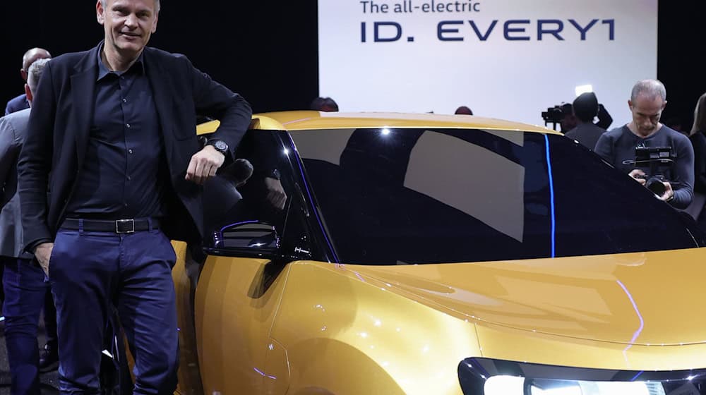 VW-Chef Oliver Blume verzichtet fünf Jahre Lang auf einen seines Gehalts. (Archivfoto) / Foto: Rolf Vennenbernd/dpa