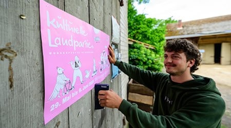 Von Himmelfahrt bis Pfingsten ist das Wendland ein Geheimtipp für Kunstliebhaber. Zur «Kulturellen Landpartie» reisen Tausende an.  / Foto: Philipp Schulze/dpa