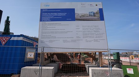 Ausstellung Bluehouse auf Helgoland öffnet später